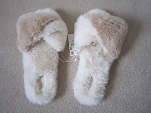zara simpson slides