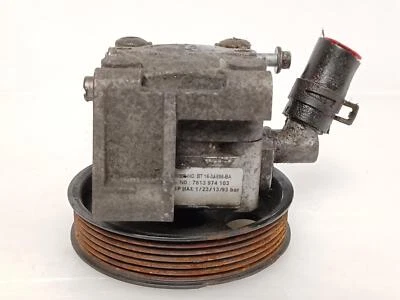 Bomba de dirección asistida usada se adapta a: Ford Transit Connect 2013 desde 17/01/11 grado C Foto 1 de 4