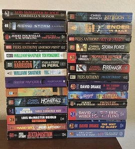 PB Lot "B" (27 Books): Sci-Fi/Science Fiction - Pournelle,Drake,Etc (16 Authors) - Picture 1 of 8