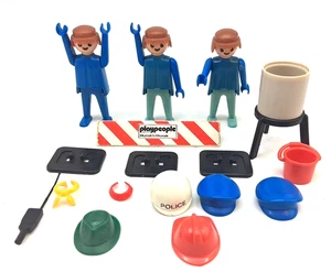 Vintage 1974 Lot of 3 Playmobil PlayPeople Figures Blue and 14 Accessories - Picture 1 of 6