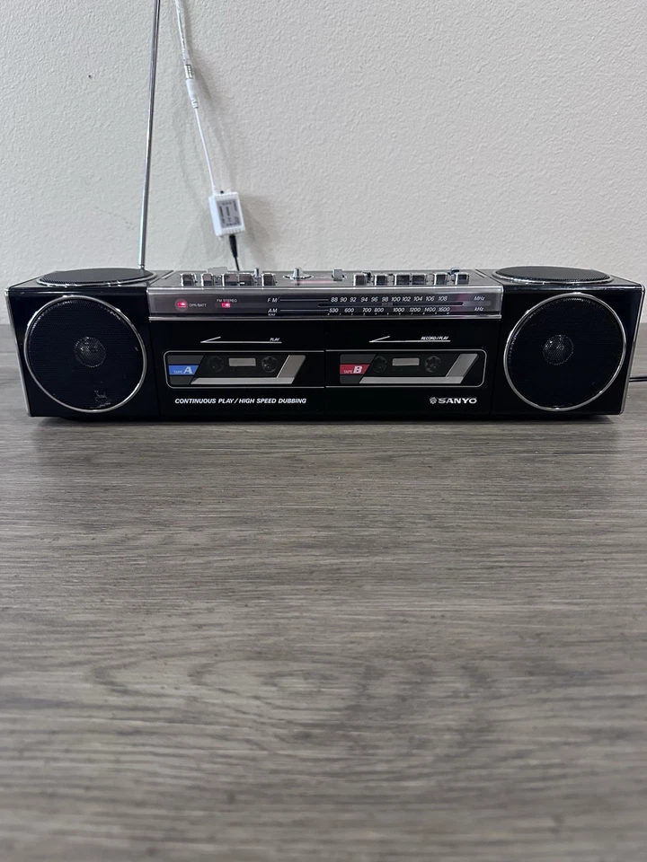 Radio estéreo AM/FM casete duelo cassette boombox sanyo m w800 de colección PROBADO Foto 1 de 4
