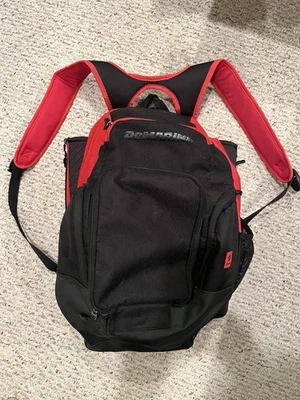 Mochila de beisebol/softbol DeMarini Voodoo OG - Escarlate - Imagem 1 de 3