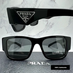 PRADA neue Sonnenbrille schwarz quadratisch übergroße dreieckige Plakette PR10ZS 1AB5SO Herren - Bild 1 von 22