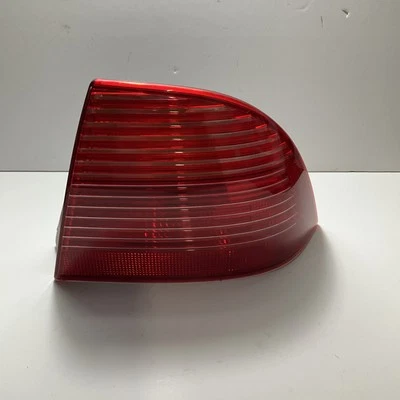 2006 - 2009 Saab 9-5 Right Passenger Side Outer Tail light OEM - Image 1 of 4