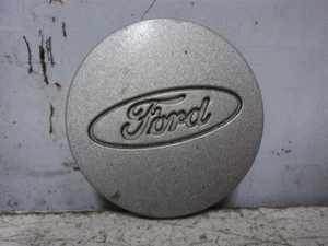 01 ESCORT CENTER CAP - Picture 1 of 3