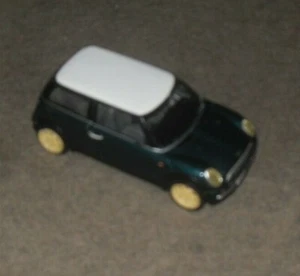 ss 6711 car diecast mini cooper 2001 pull back and go - Green / White Roof 1/24 - Picture 1 of 11