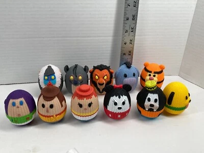 Handmade by Robots Knit Series Disney Mystery Egg Individual Vinyl Figure - Image 1 of 4
