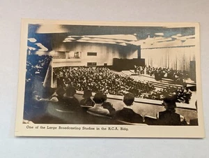 New York, NY, RPPC, R.C.A. Building Large Broadcasting Studio; Photo Postcard - Picture 1 of 2