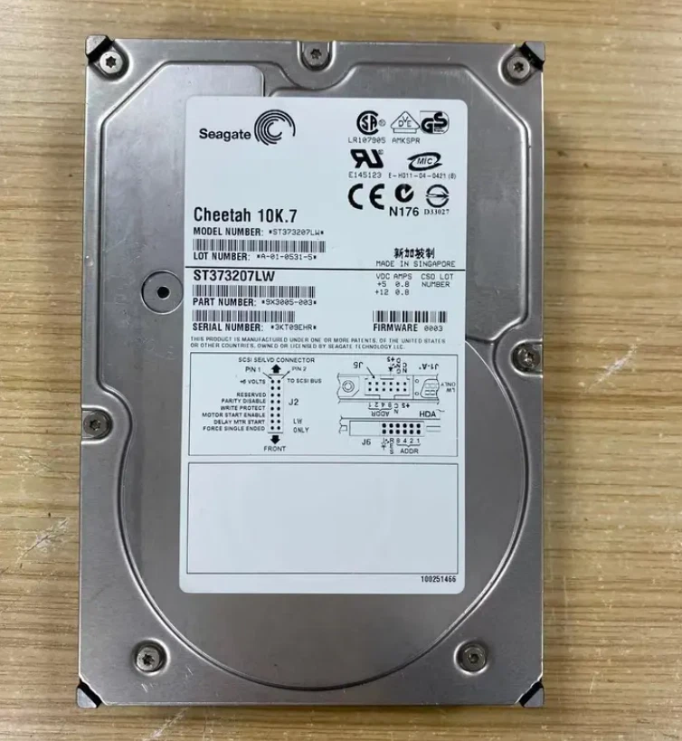 Seagate Cheetah 10k.7 ST373207LW 73 Gb SCSI 3.5 Internal Hard Drive - Image 1 of 1