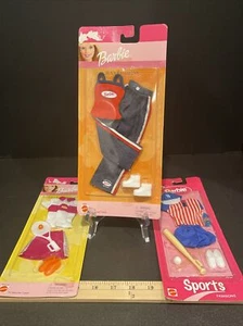 Tres (3) Trajes Barbie Moda Años 90/2000 MOSC De Colección - Imagen 1 de 11
