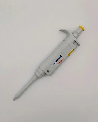 Eppendorf Research 移液器 | 20-200uL | 清洁和校准 — 第 1/4 张图片
