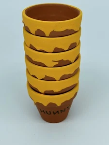 Pooh inspiriert 6er Set Mini Terrakotta Hunny Honigtöpfe Babyparty Gastgeschenke - Bild 1 von 5
