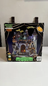 LeMax Halloween Spooky Town Frankenstein's Laboratory 2007 New In Box - Picture 1 of 6