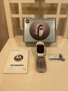 Motorola V551 - Blue and Silver ( AT&T ) Rare Flip CellPhone W/ Box Manual Sim - Picture 1 of 12