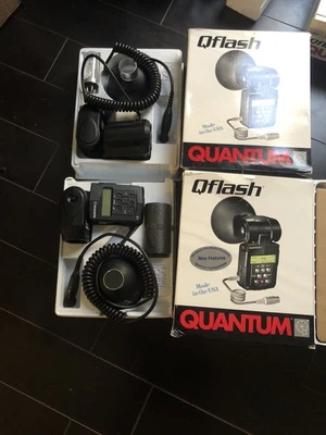 Qflash Quantum Flash Lot X5DR And X5D - Image 1 of 4