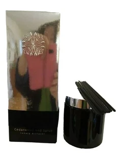 Luxury Room Reed Diffuser, Cedarwood & Spice Fragranced, 150ml, Big , NEW - Picture 1 of 7