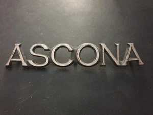 OPEL ASCONA LOGO METALLO SIGLA EMBLEMA FREGIO STEMMA SCRITTA TARGHETTA - Picture 1 of 2