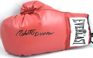 Roberto Duran Autographed Red Everlast Boxing Glove *Left - Beckett W Hologram - Picture 1 of 12