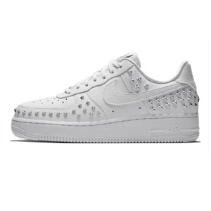 Nike Air Force 1 Donna Bianco 07 37 38 39 40 scarpe ginnastica Originali Borchie - Bild 1 von 8