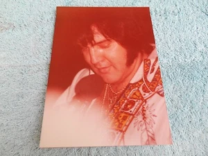 VINTAGE 1970'S ELVIS PRESLEY IN CONCERT 5" X 7" KODAK PHOTOGRAPH - Picture 1 of 9