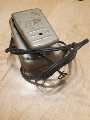 ВИНТАЖНЫЙ MERMERCURY ELECTRIC 702 ФУТА 701 КОЛЕНА ПЕДАЛЬ ШВЕЙНАЯ МАШИНА СКОРОСТЬ КОНТРОЛЛЕР - Изображение 1 из 2