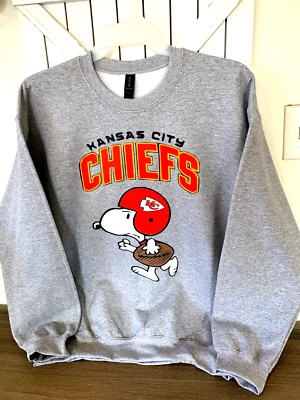 Sudadera Snoopy Vintage Kansas City Chiefs Talla: S-3XL Foto 1 de 4