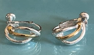 Orecchini Vintage Napier Argento Lucido e Tono Oro Clip On - Foto 1 di 7