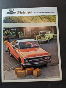 Folleto de ventas de camionetas Chevrolet 1969 Chevy camioneta vintage original - Imagen 1 de 3