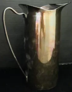 BEAUTIFUL SILVER PLATED PITCHER MADE IN ITALY MEASURES APPROXIMATELY 9-1/2" TALL - Picture 1 of 8