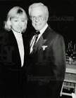 Press Photo Robert Culp and Wife Candice at Playboy Mansion Party - lvp00671