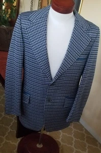 Polyester Houndstooth, Baby! Vintage Men's Sportscoat 42R Perfect Condition! - Picture 1 of 5