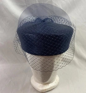 Lord and Taylor Vintage Pillendose Hut mit Schleife und Spitze dunkelblau - Bild 1 von 13
