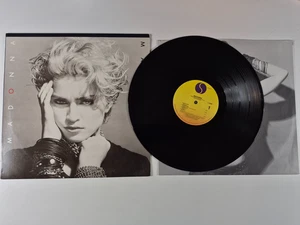 Madonna First Album Madonna 1983 Sire 1-23867,l VG+/VG+ VINTAGE ORIGINAL r3 - Picture 1 of 2