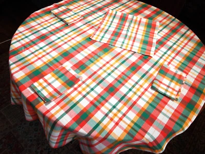 Lot de 5 nappes de bistrot carreaux damas 150 / 108 cm et 20 serviettes asorties - Photo 1/3