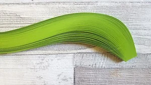 100 Quilling Papierstreifen 5mm breit - frühlingsgrün - Bild 1 von 2