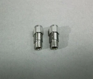 Amphenol SV Microwave SF929-6200-5 Attenuator 5 dB 2 pcs. SMA DC-18 GHz.  NEW - Picture 1 of 6