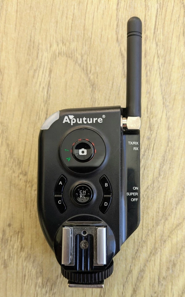Aputure Trigmaster Plus II 2.4g camera trigger Photography Used. - Image 1 of 4