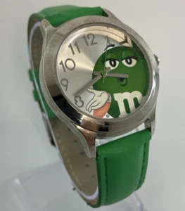 Reloj M&M 2016 verde acero inoxidable movimiento Japón MMSAQ064 Mars batería nueva - Imagen 1 de 16