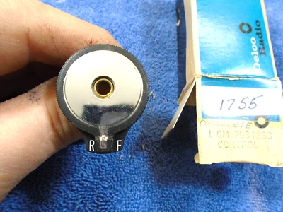 ALTAVOZ TRASERO CONTROL FADER RADIO OLDSMOBILE & TORONADO DELCO NOS 71 72 73 74 75 Foto 1 de 4