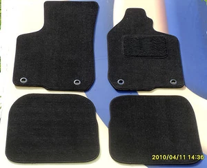 JUEGO DE 4 ALFOMBRILLAS COCHE AUDI A3 TODOS LOS MODELOS 1996 - 2002 NEGRAS A MEDIDA CON 4 CLIPS - Imagen 1 de 2