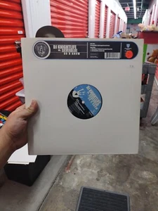 Rare DJ Knightlife Vs Silverblue -DO U KNOW Knight Life Recordings (45 rpm) CIB - Picture 1 of 5