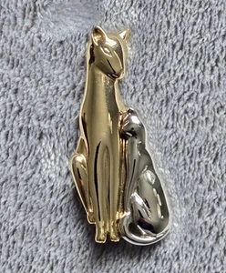 Vintage Katzen Brosche Anstecknadel gold silberfarben Mutter Kätzchen elegant 2,25" EUC US-VERKÄUFER - Bild 1 von 9