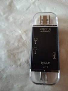A Versatile Card Reader that supports SD/USB-C/USB TF/SD Storage Cards - Picture 1 of 7