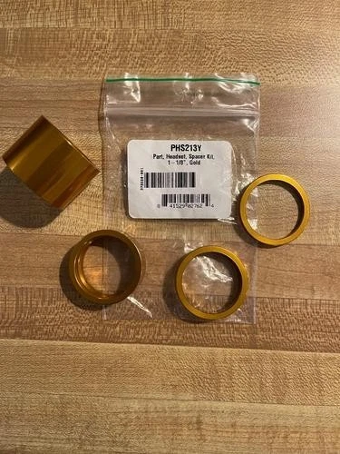 Chris King 1 1/8 英寸耳机间隔套件金色 PHS213Y — 第 1/1 张图片