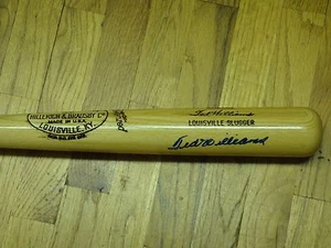 TED WILLIAMS SIGNED BECKETT AUTHENTICATED LOUSIVILLE SLUGGER BAT AUTOGRAPHED   . - Picture 1 of 6