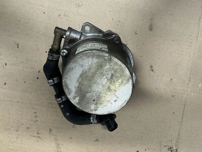 AUDI A4 B7 3.0 TDI 2006 BRAKE VACUUM PUMP PIERBURG 057145100P - Image 1 of 3