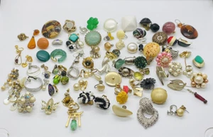 Vintage Clip On Earring Lot Screw Back Single Pieces Multicolor Gold Silver Tone - Picture 1 of 4