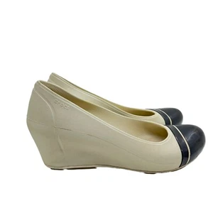 Crocs Keilabsatz-Pumps Cap Toe Slipper 12299 Damen Stuck cremefarben & schwarz Größe 9 - Bild 1 von 9