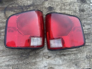 Chevrolet S10 GMC Sonoma Set of 2 Tail Lights GM 16516093/16516094 OEM Used. - Picture 1 of 5