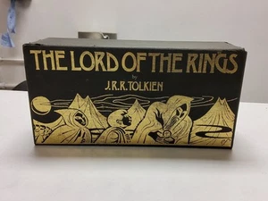 The Lord Of The Rings Cassette Tape Collection + Map (J.R.R. Tolkien) (L14) - Picture 1 of 8